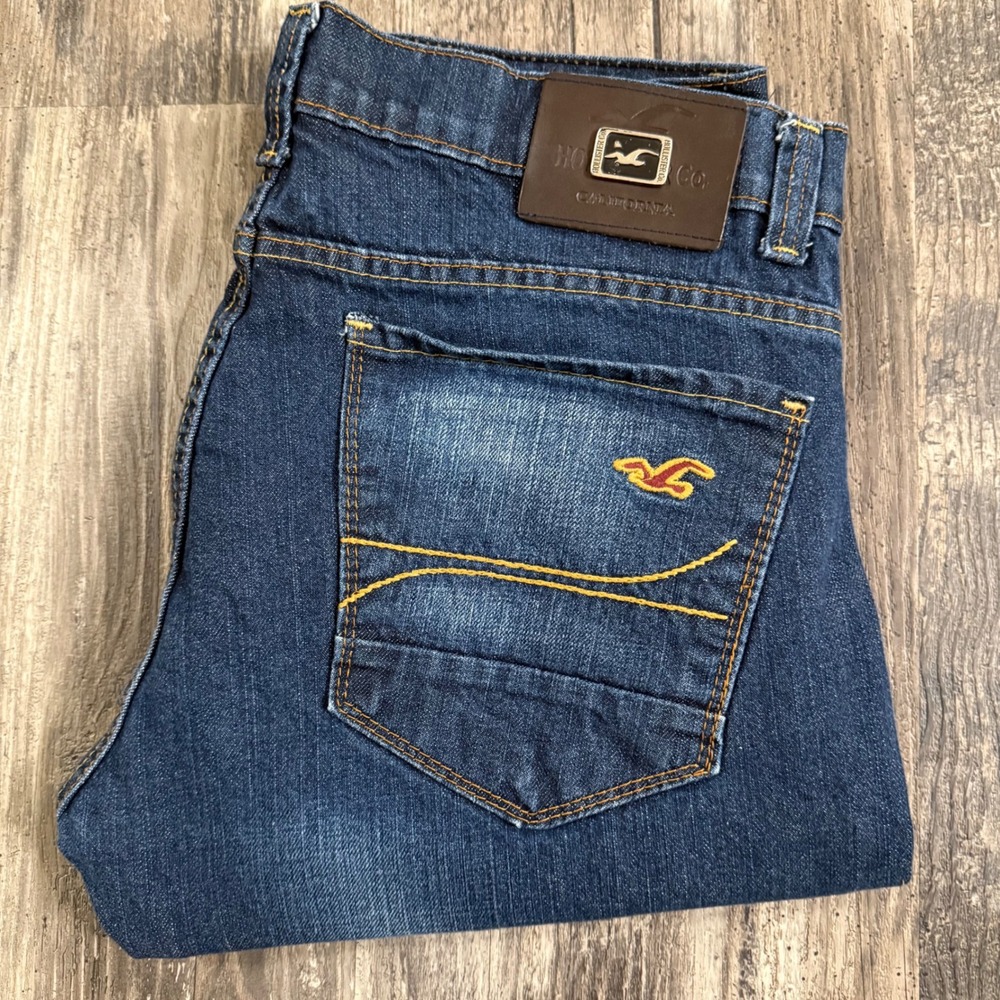 Hollister Men’s Slim Fit Dark Blue Denim Jeans